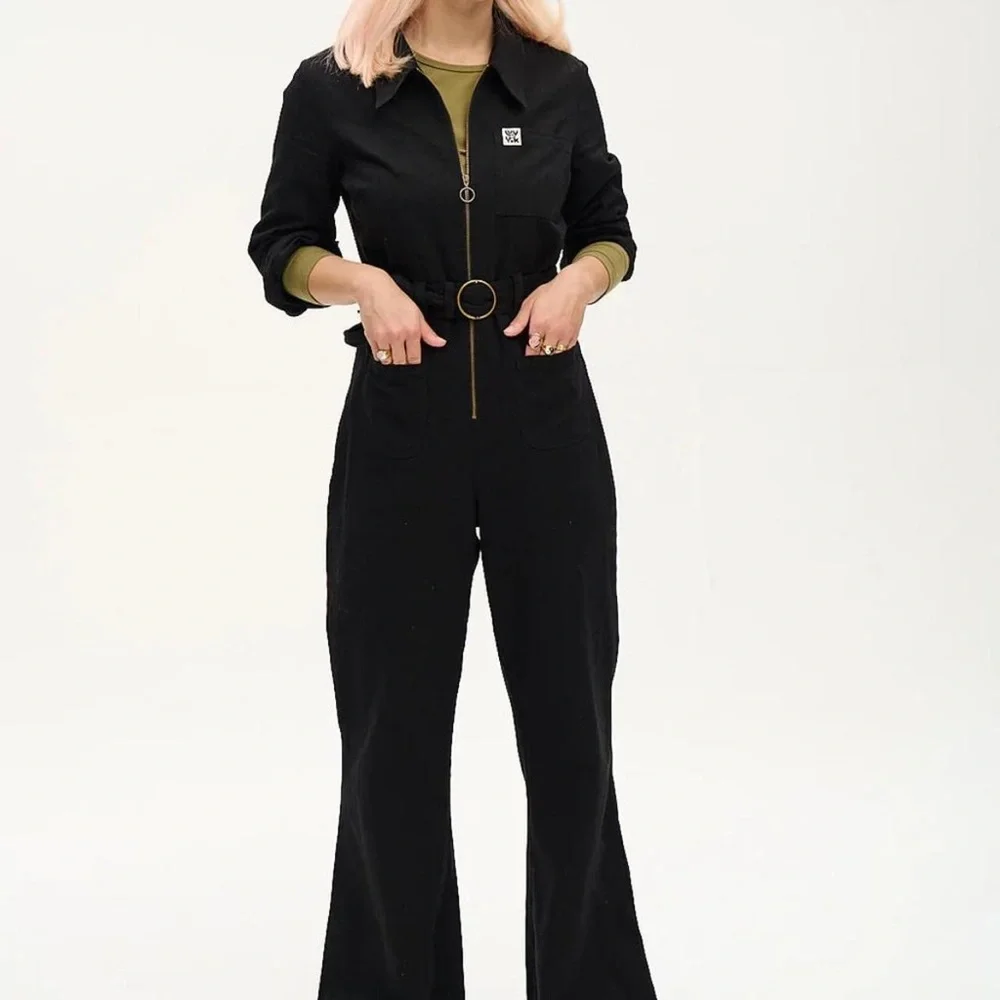 Stylish Black Jumpsuit - Picture 1 of 7